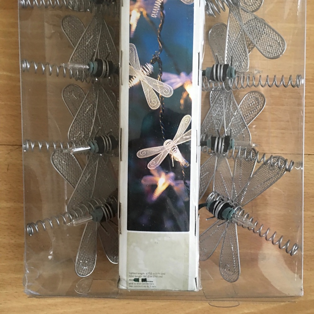 HOME Dragonfly Metal String Lights - Picture 3 of 3